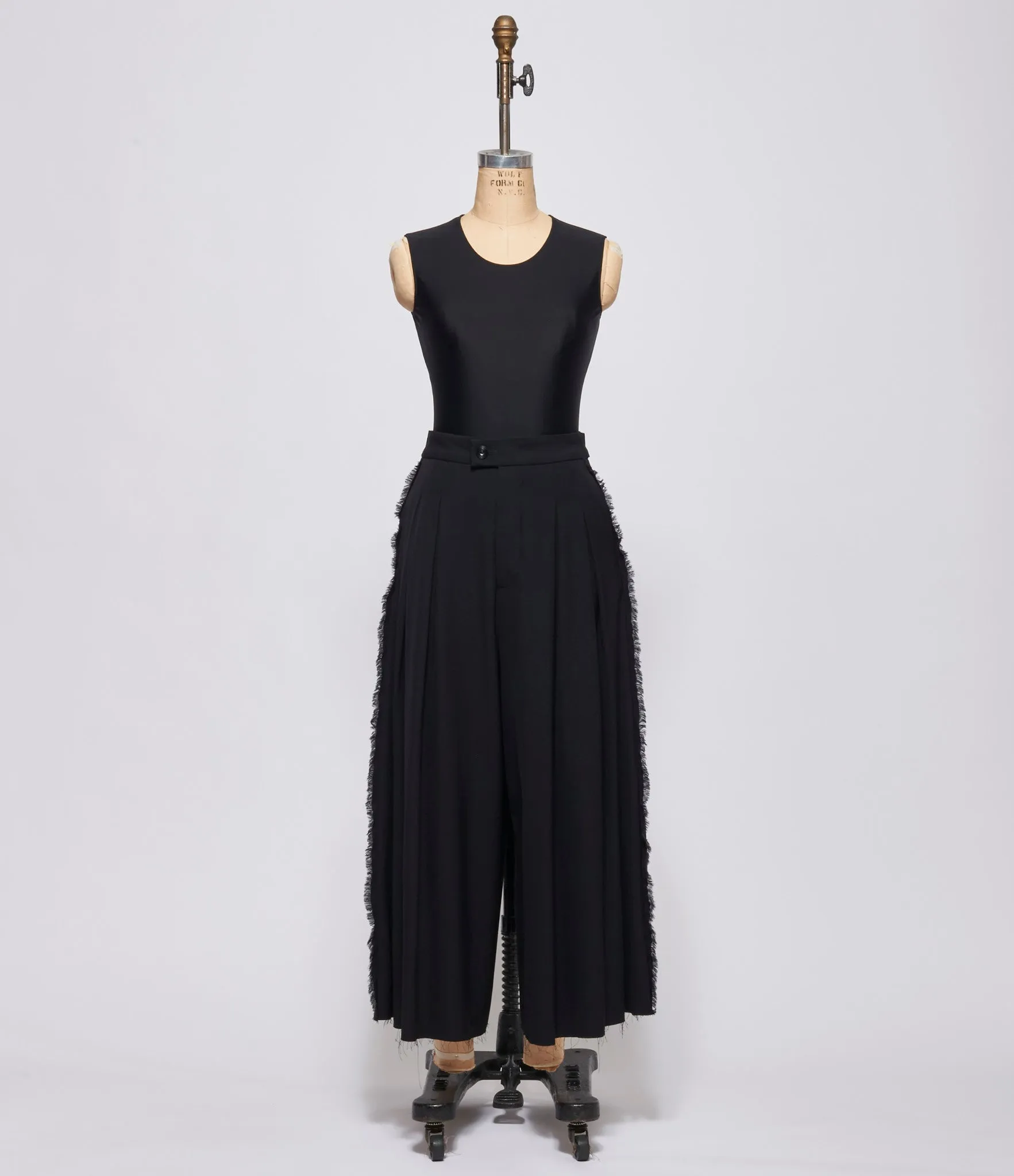 A Tentative Atelier Women Black Flared Pleat Striped Pants