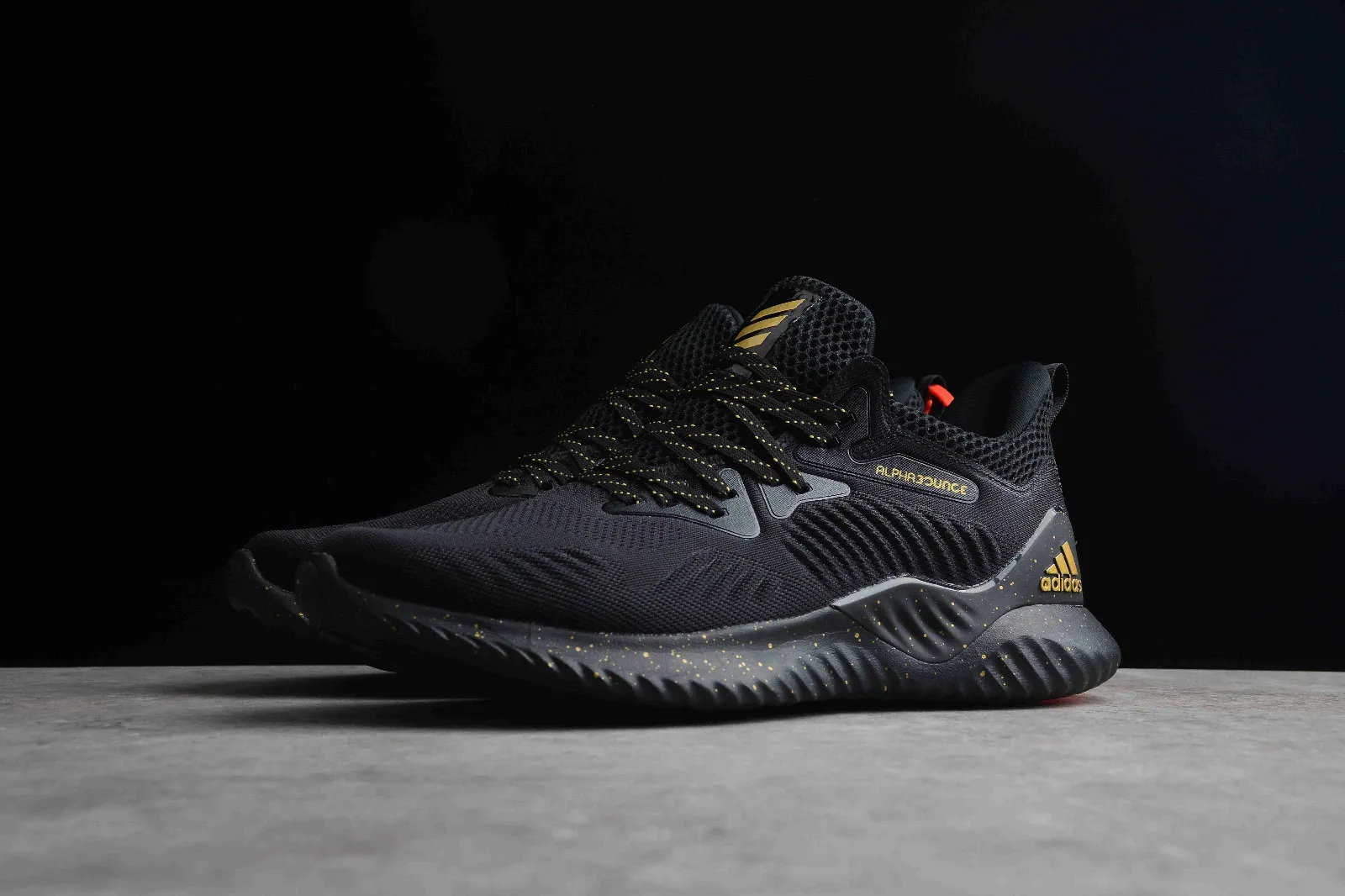 Adidas AlphaBounce Beyond Core Black Metallic Gold CG4768