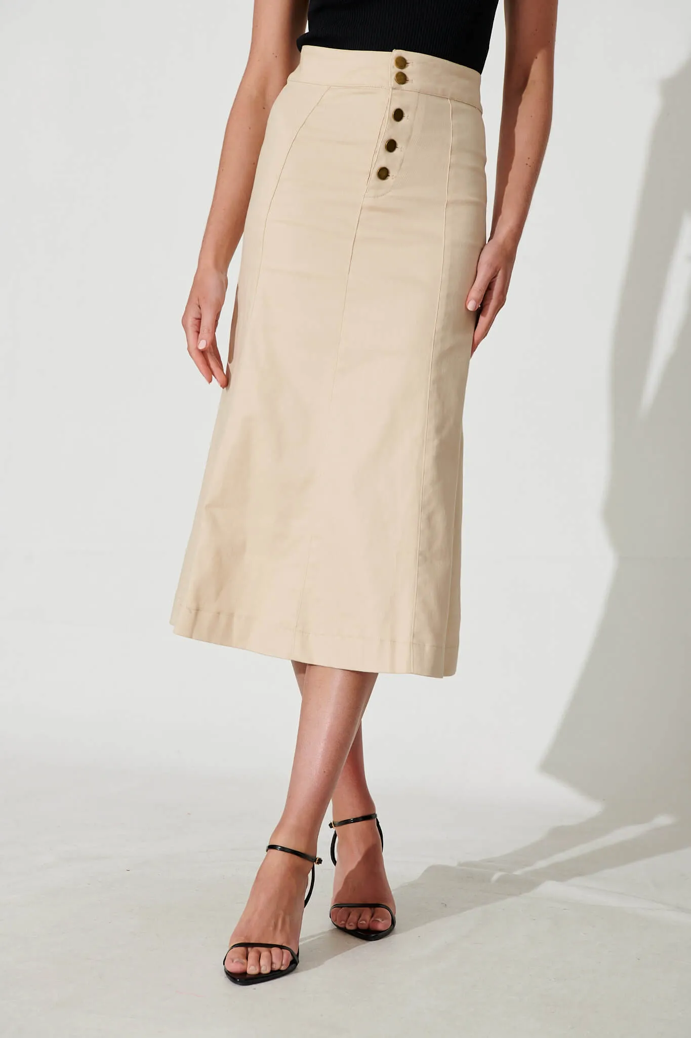 Eclaire Midi Denim Skirt In Sand