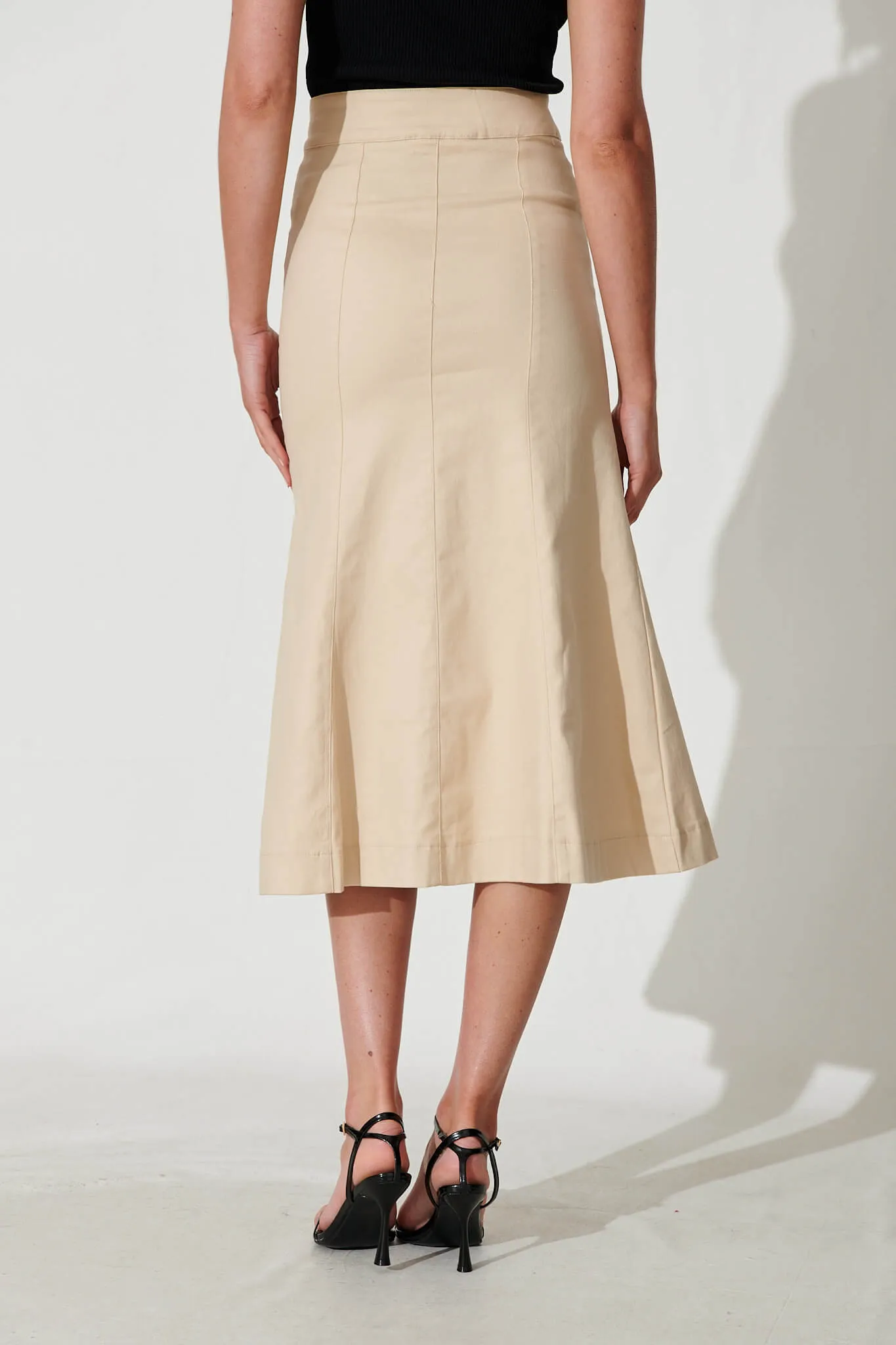 Eclaire Midi Denim Skirt In Sand