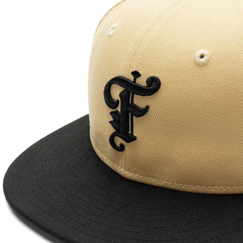 Feature x New Era OE Fitted Cap - Vegas Gold