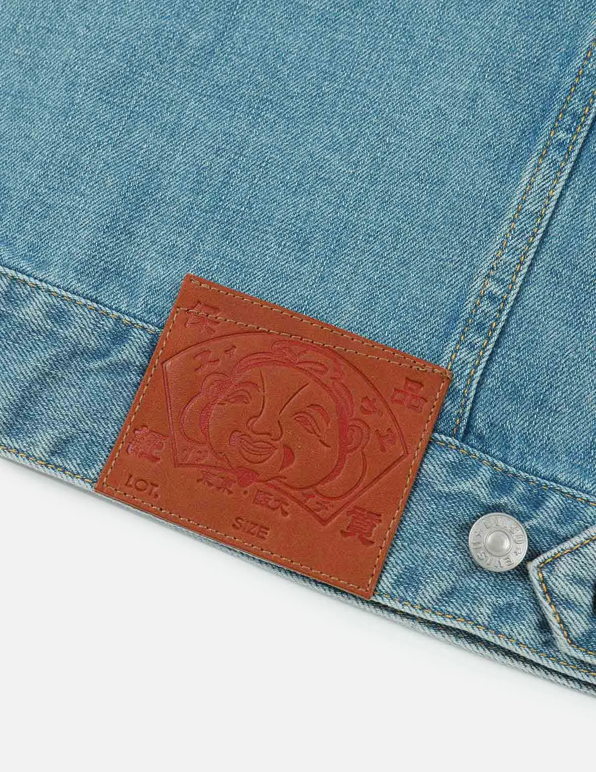 Kamon and Fortune Cat Embroidery Denim Jacket