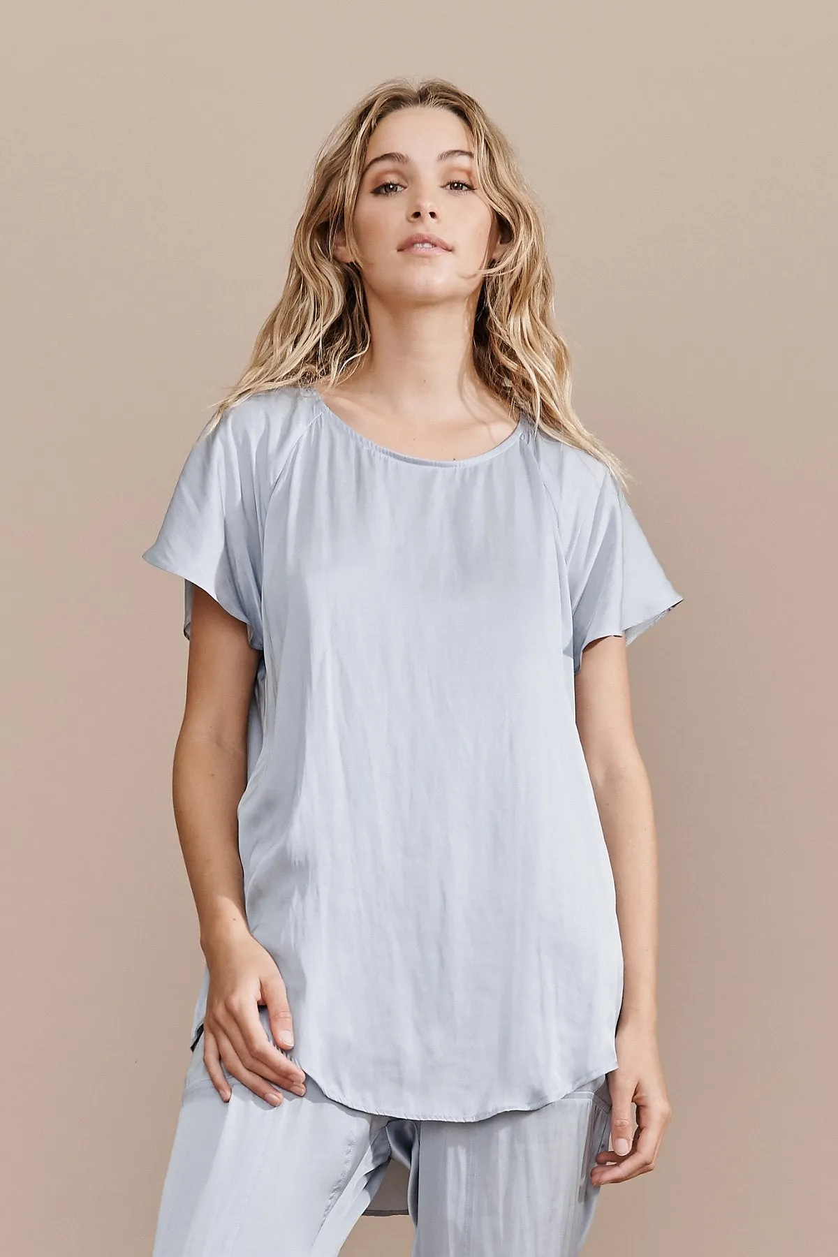 Layer'd - Vayla Tee in Cloud Blue