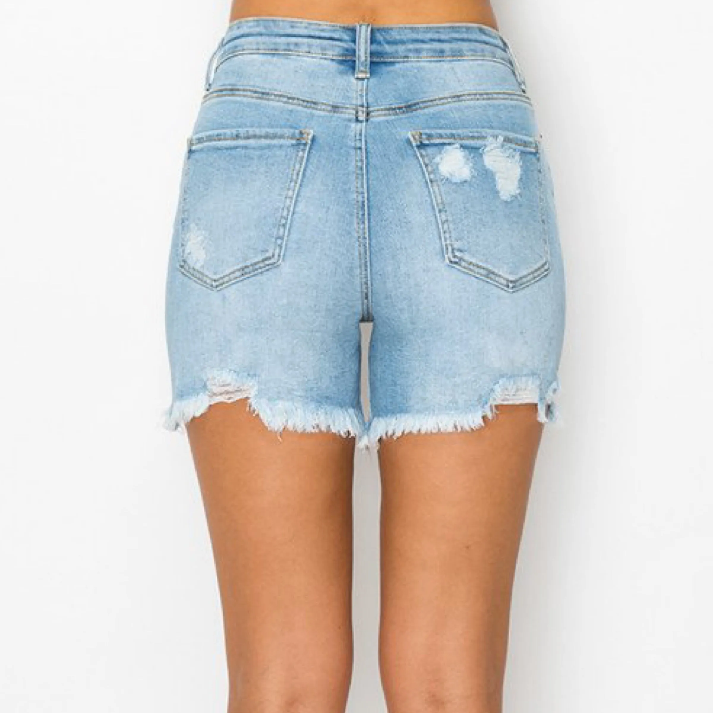 Mom Fit Distressed Shorts Light