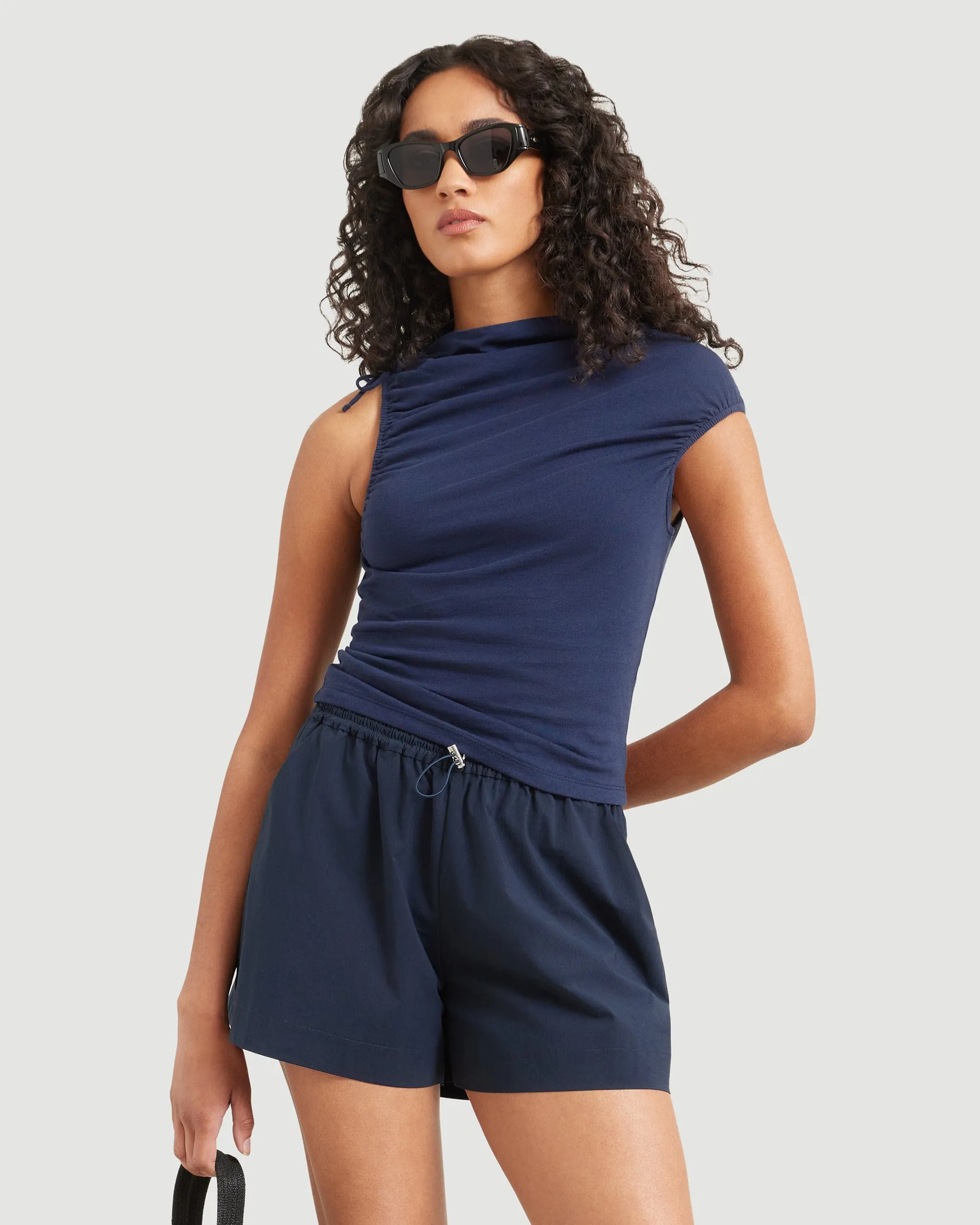 Pao Bungee Drawstring Short | Navy