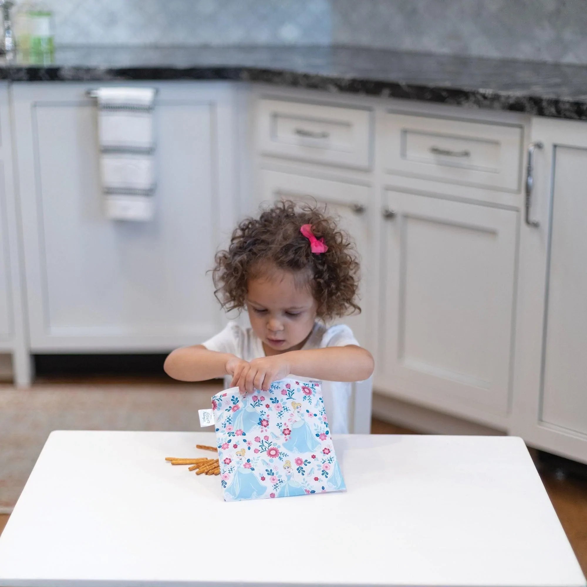 Reusable Snack Bag, Large: Cinderella