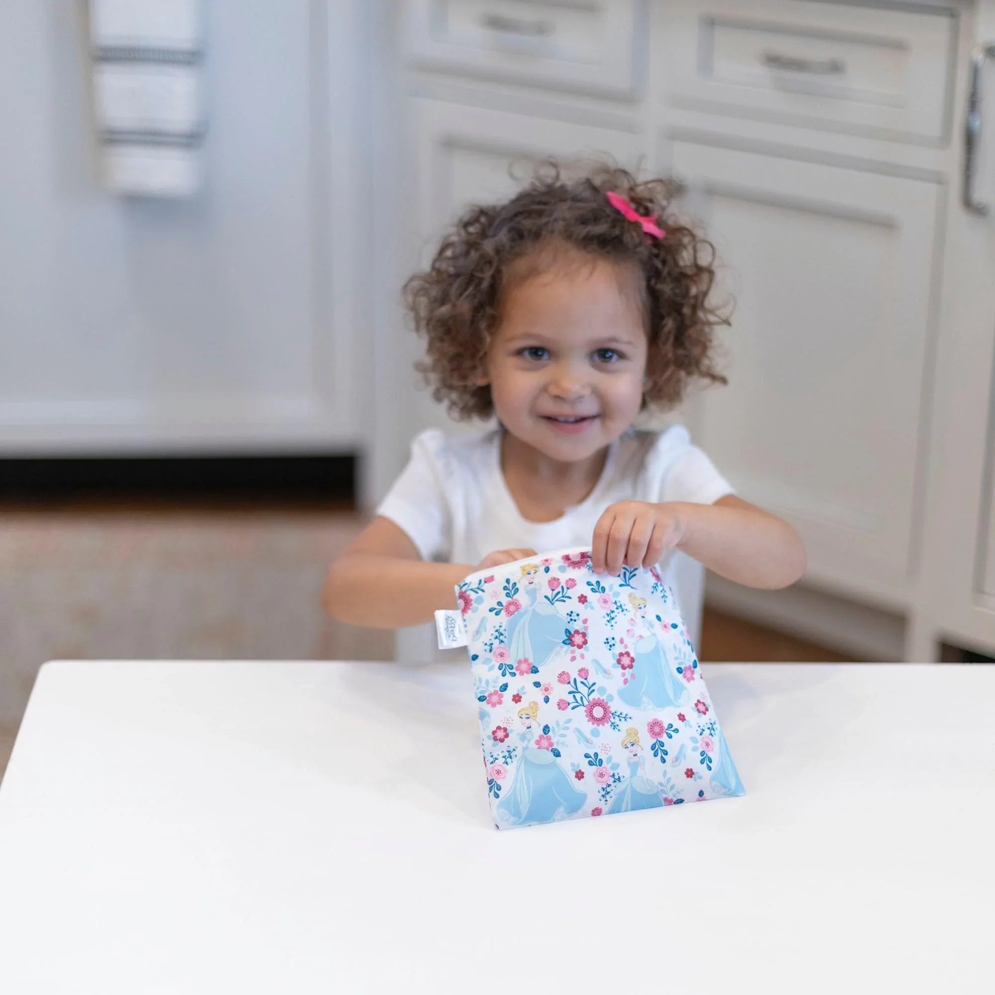 Reusable Snack Bag, Large: Cinderella