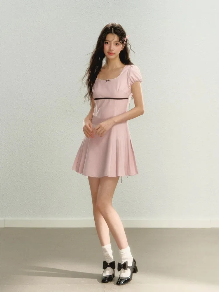 Side-Pleats Simple Flare Short Ribbon Bi-Color Dress