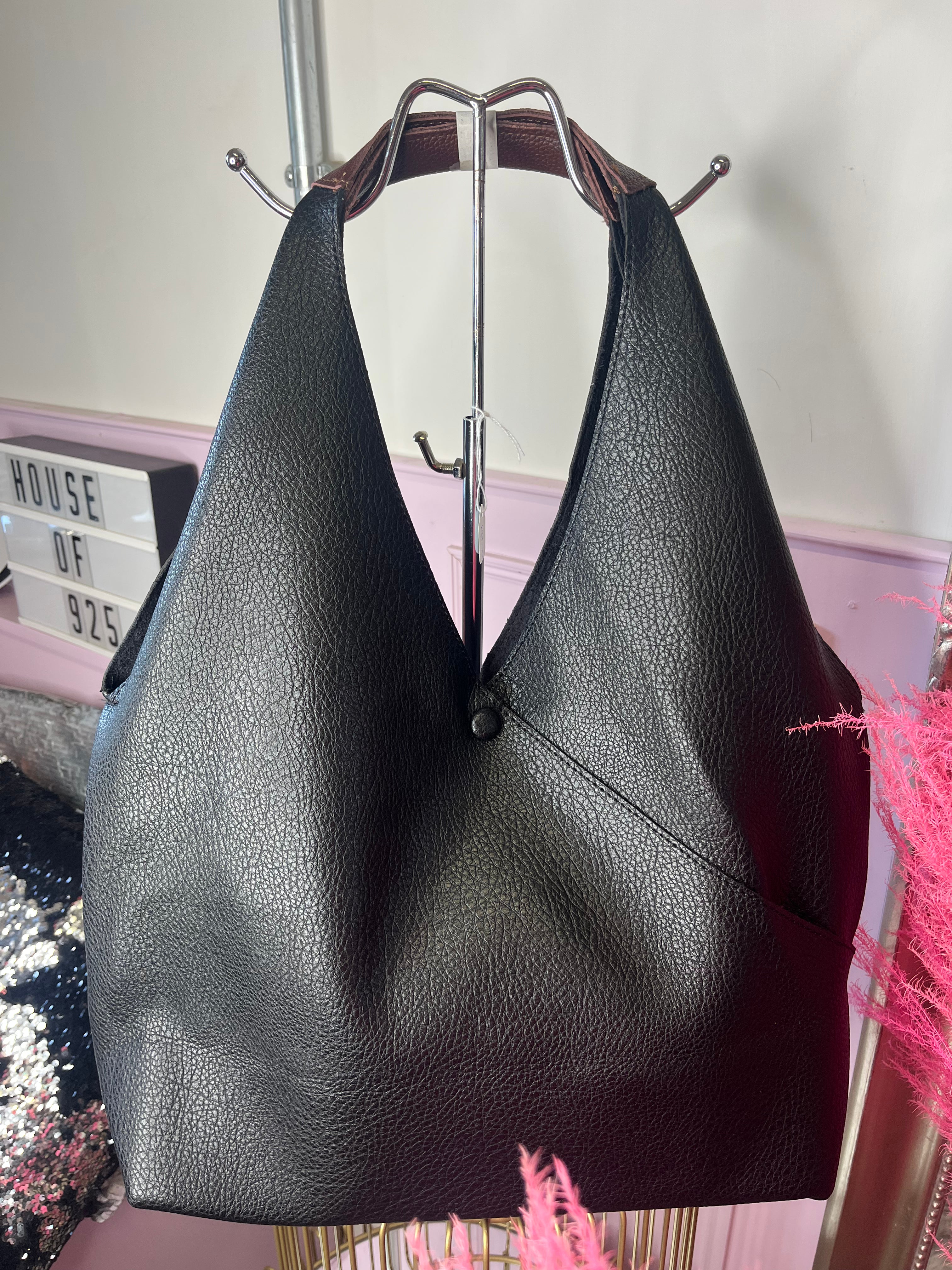 Slouchy Bag In A Bag > Black