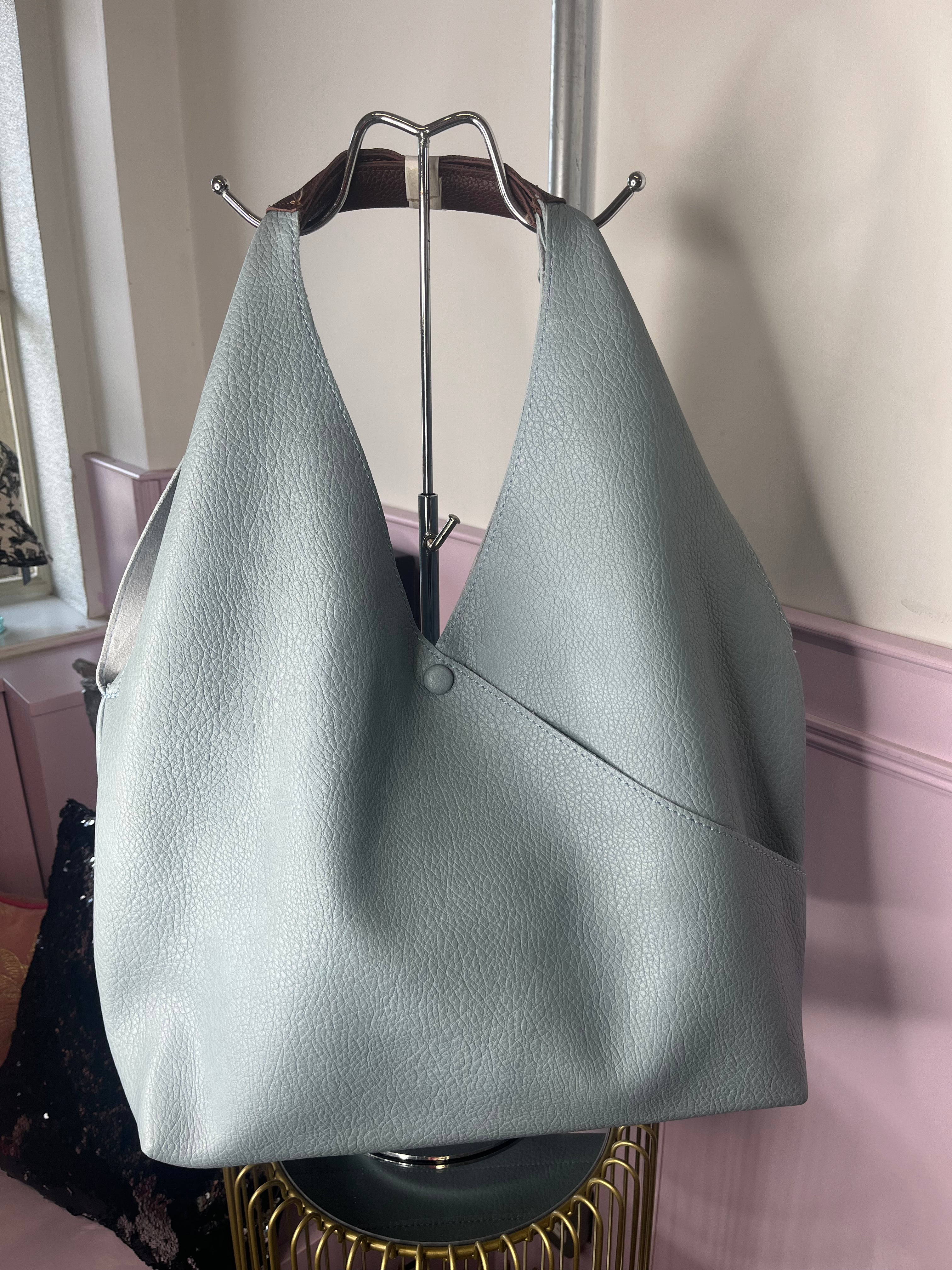 Slouchy Bag in a Bag > Powder Blue