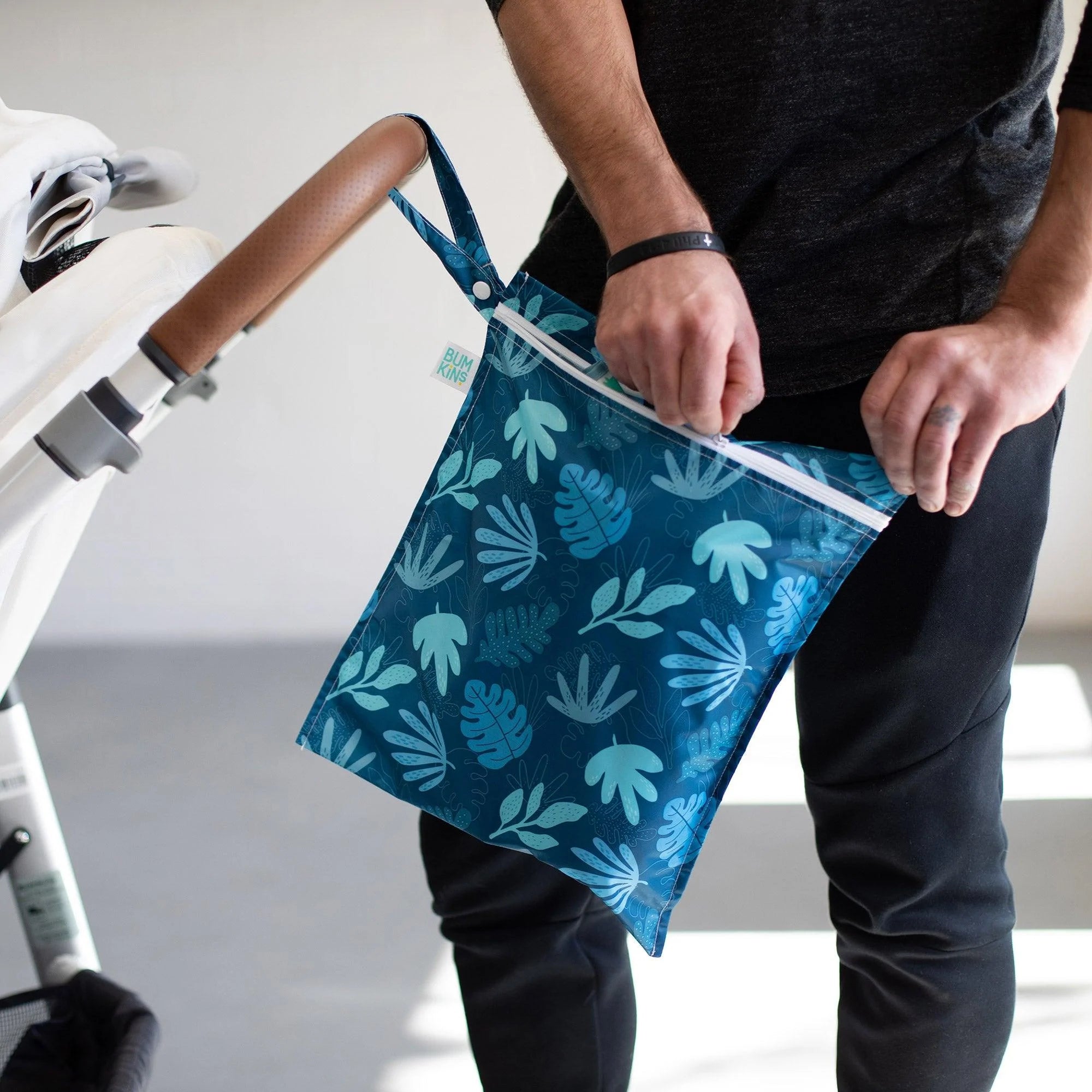 Wet Bag: Blue Tropic