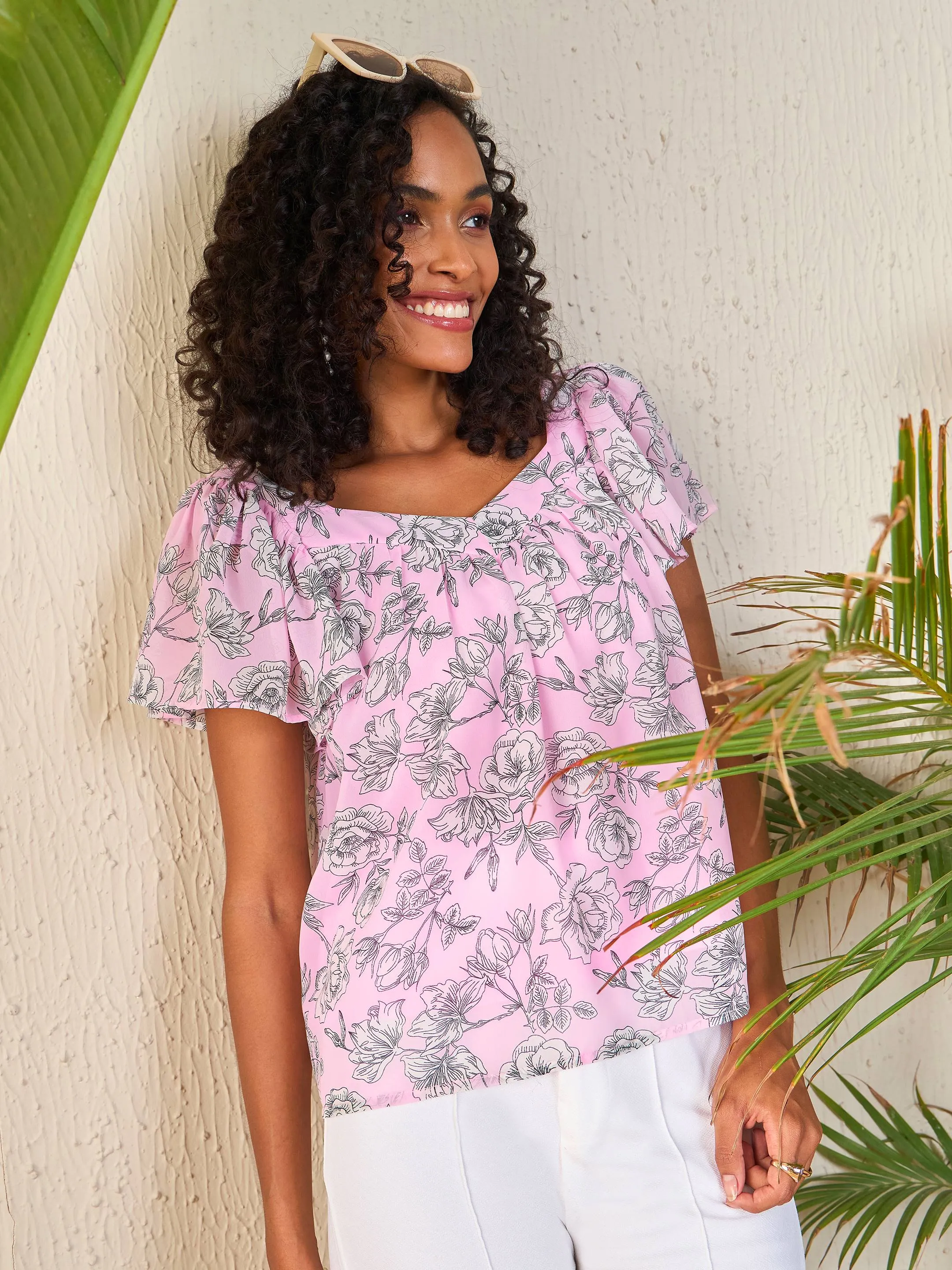 Women Pink Floral Sweetheart Neck Flared Sleeve Top